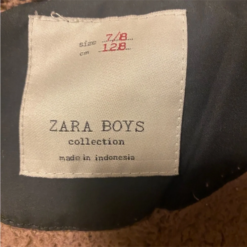 Zara boys puffer jacket - Picture 5 of 6